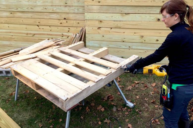 How to make a tall planter box from pallet wood Habitat 